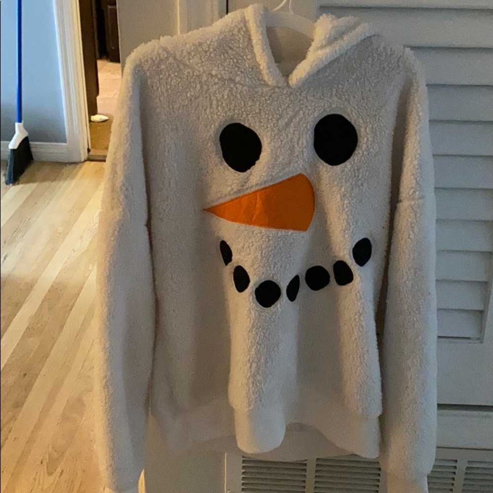 Olaf super soft and warm fuzzy pullover size small